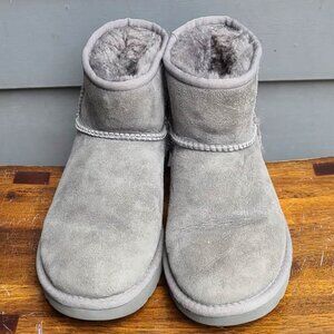 Ugg Gray Classic Suede Shearling Mini Boots size 7 (EUC A)